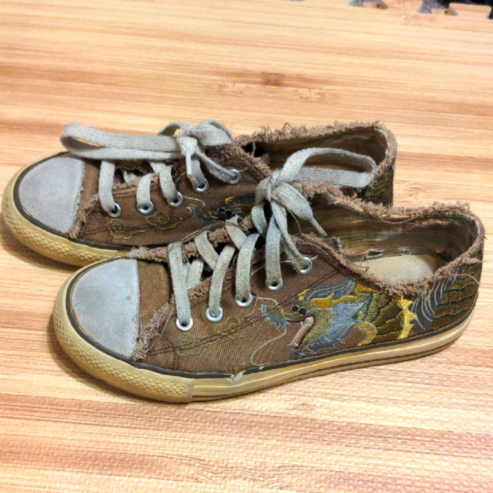 Embroidered Dragon Sneakers 6